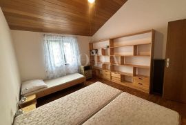 Stan u Selcu na prodaju, odlična lokacija i pogled na more, Crikvenica, Appartement