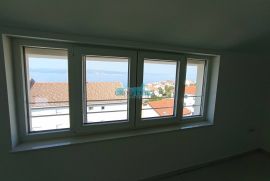 Crikvenica novogradnja s dva parkirna mjesta, Crikvenica, Apartamento