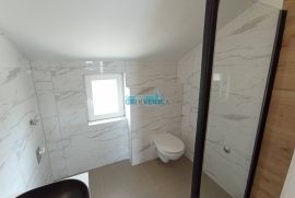 Crikvenica novogradnja s dva parkirna mjesta, Crikvenica, Apartamento