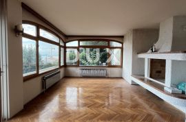 OPATIJA, CENTAR - Samostojeća kuća 302m2 s prekrasnim pogledom u centru Opatije, Opatija, Maison