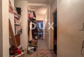 RIJEKA, DONJA VEŽICA - 2SKL, 50m2, lođa, lift, nova fasada, Rijeka, Kвартира