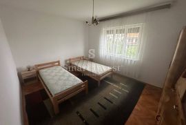 MARČELJEVA DRAGA, etaža kuće od 80,24 m2 s pogledom na more, Rijeka, Διαμέρισμα