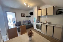 Vir, južna strana apartman E4, 180m od mora, Vir, Daire