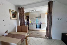 Vir, južna strana apartman E5, 180m od mora, Vir, Stan