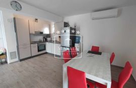 Maslenica - novogradnja kuća prizemnica bazen! 365000€, Jasenice, بيت