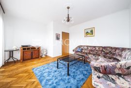 Zagreb, Bukovačka cesta, trosoban stan NKP 110 m2 s garažom + PM, Zagreb, Appartement