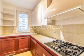 Zagreb, Vrbani, prekrasan trosoban stan, 80m2, Zagreb, Appartamento