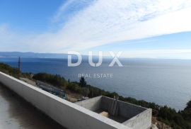 OPATIJA, MEDVEJA- villa 100m2 s  bazenom i panoramskim pogledom na more + okoliš 815m2, Lovran, Casa