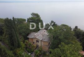 OPATIJA- dvoetažni stan u villi 2. RED DO MORA!!- 3S+DB +spremnik u suterenu- ukupno 294m2, Opatija, Wohnung