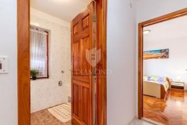 Stan u Rapcu sa predivnim pogledom na more, Labin, Appartment