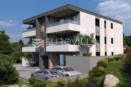 Šibenik Brodarica, komforan dvosoban stan 90,5 m2 i 2 garžna mjesta, Šibenik - Okolica, Apartamento