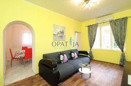 Stan: Opatija, 50 m od šetnice, 1s+db, novouređeno, Opatija, Appartment