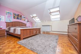 Donji grad, Dvoetažni stan u Petrinjskoj ulici, 137 m², Zagreb, Kвартира