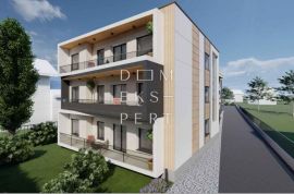 Dugo Selo - Centar, Komforan stan u prizemlju s vrtom, 110 m², Dugo Selo, Dugo Selo, Διαμέρισμα