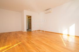 Donji grad, Trosoban stan za najam u centru - Križanićeva, 94 m², Zagreb, Stan