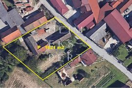 Jakuševec, SNIŽENO! Građevinsko zemljište sa starom kućom na Jakuševcu-1615 m2, Zagreb, Terrain