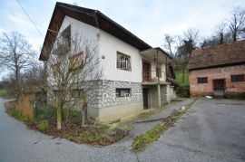 Adamovec, Kuća za renovaciju - Adamovec, Zagreb, Casa