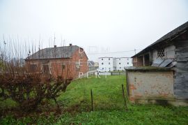 Gračec, Kuća sa štagljom i 16344 m2 zemljišta - Gračec, Brckovljani, Casa