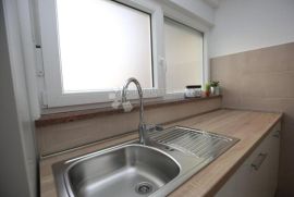 Centar-studio apartman za najam, Rijeka, Apartamento