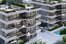 Čiovo, Okrug Gornji, dvosoban stan na drugoj etaži s balkonom NKP 65 m2, Okrug, Apartamento