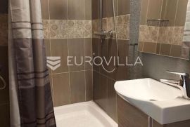 Istra, Rovinj, najam jednosobnog apartmana 33m2 u srcu starog grada, Rovinj, Propiedad comercial