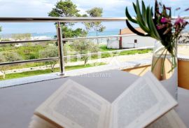 ZADAR, VIR - Stan u mediteranskom stilu, pogled na more, 80 m od prekrasne plaže Jadro!, Vir, Stan