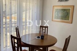 TROGIR, ČIOVO - Prostrana apartmanska kuća u blizini mora, Okrug, Famiglia