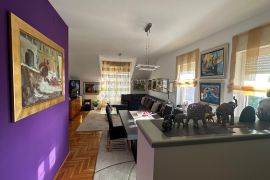 Prodaja stana, Maksimir-Bukovac, 90,40m2,2.kat, Zagreb, Appartamento