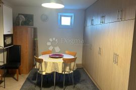 Prodaja stana, Maksimir-Bukovac, 90,40m2,2.kat, Zagreb, Appartamento