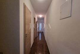 NOVI VINODOLSKI,stan 78m2, blizina svih sadržaja, Novi Vinodolski, Appartment