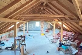 Požega, Arslanovci, prostrana kuća sa dva stana 48 m2 i 70 m2, Požega, Maison