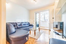 Zagreb, Trešnjevka, dvosoban stan NKP 42 m2, parking, Zagreb, Appartement