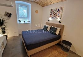 STAN, PRODAJA, ZAGREB, CENTAR, 56 m2, 2-soban, Zagreb, Daire