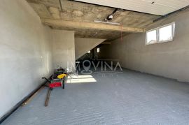 Skladišni postor-hala za najam 140 m2, Butmir, Ilidža, Poslovni prostor