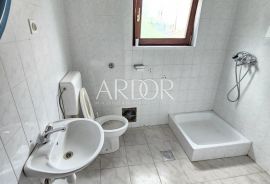 Viškovo, etaža u prizemlju sa okućnicom, Viškovo, Apartamento