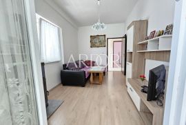 Viškovo, etaža u prizemlju sa okućnicom, Viškovo, Apartamento