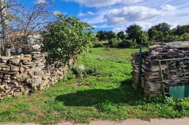 Veliko građevinsko zemljište u blizini mora, Marčana, Tierra