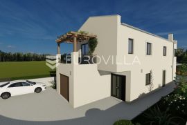 Istra, Svetvinčenat - kvalitetna moderna villa 180 m2 s bazenom 24 m2 - visoki roh bau, Svetvinčenat, Kuća