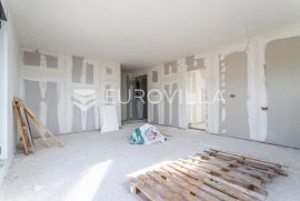 Čiovo, luksuzan penthouse s bazenom na krovnoj terasi + garažno mjesto, Okrug, Wohnung