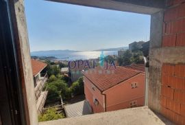 Senj, kuća sa 6 apartmana, podzemni parking, Senj, Casa