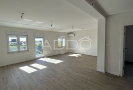 ĐAKOVO,NOVOGRADNJA!STAN TROSOBNI 2 KAT 74,90 M2,U URBANOJ VILI!PRILIKA!TOP DESTINACIJA!!, Đakovo, Appartement