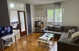 Zadar - prostrani stan prizemlje 74m2 s terasom 44m2! 239000€, Zadar, Wohnung