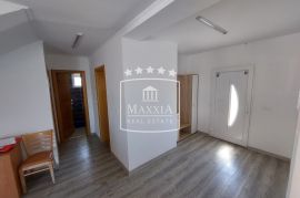 Privlaka - Moderna villa s bazenom 197m2  - 499000€, Privlaka, Casa