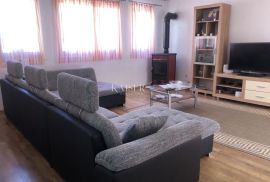 Rijeka, Trsat - stan 3S+DB, Rijeka, Appartement