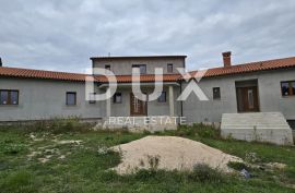 ISTRA, ROVINJ - Vila u izgradnji s prostranom okućnicom, Rovinj, House