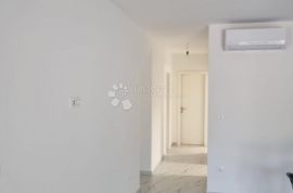 PREDIVNA NOVOGRADNJA 70m DO MORA, Privlaka, Διαμέρισμα