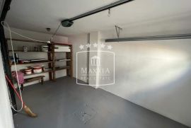 Zadar, Diklo - tipična dalmatinska kuća 120m2 u blizini mora! 255000€, Zadar, Дом