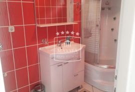 Maslenica - stan 132m2 PRVI RED do mora! 341000€, Jasenice, Appartment