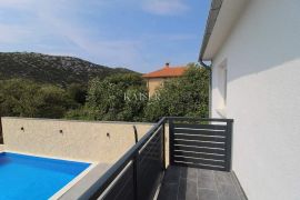 Drivenik - kuća za odmor sa bazenom, 150m2, Vinodolska Općina, Haus