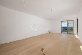 OPATIJA, LUKSUZNI STAN, 2S+DB, BALKON, LIFT, BAZEN, Opatija, Appartamento